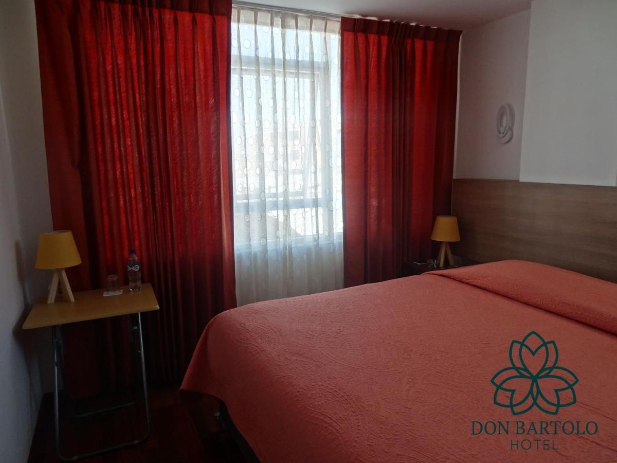 Hotel Don Bartolo Espinar Bagian luar foto