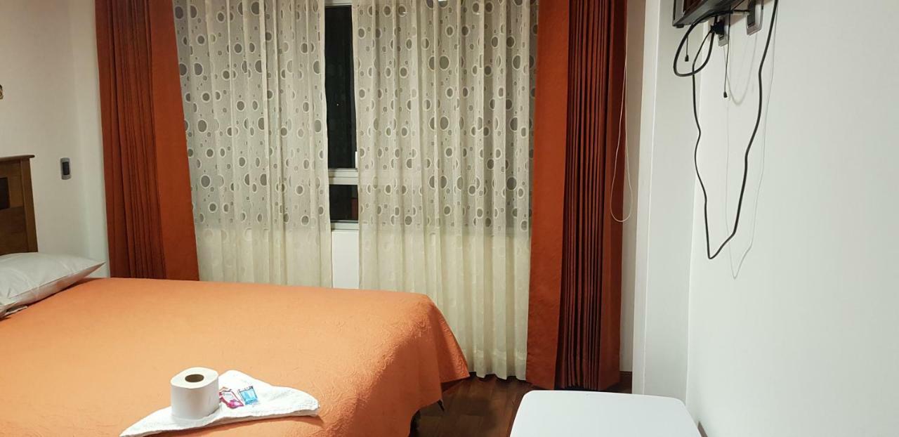 Hotel Don Bartolo Espinar Bagian luar foto