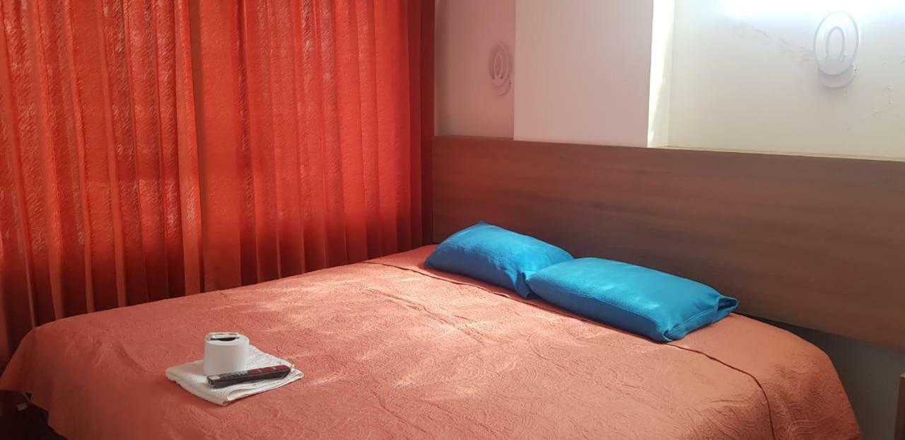 Hotel Don Bartolo Espinar Bagian luar foto